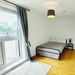 Bed & Breakfast - London Eye